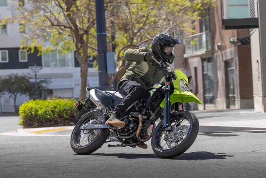 Kawasaki KLX230SM, supermoto, Motor Baru 2025