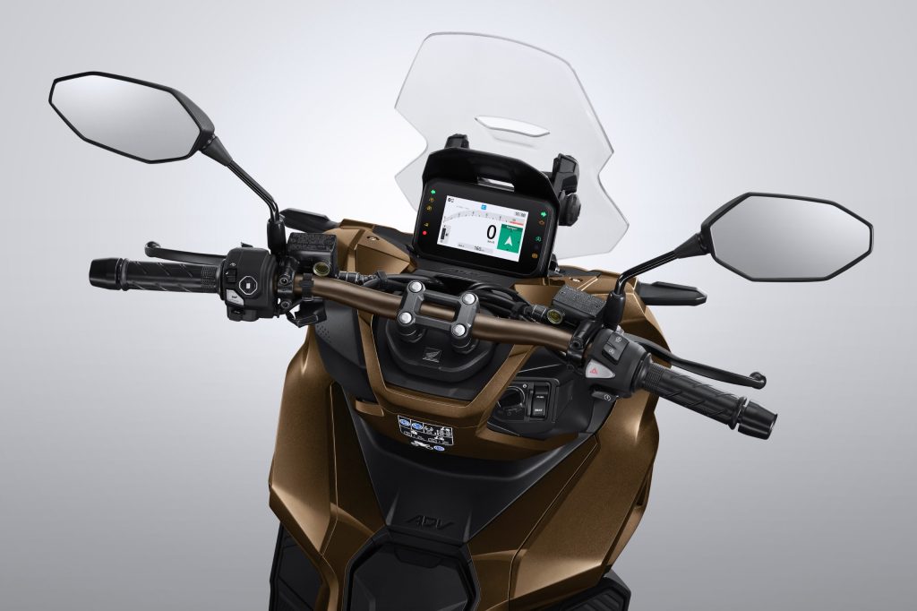 Fitur Roadsync New Honda ADV160 (Dok AHM)