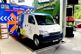 Daihatsu Gran Max Blind Van AT