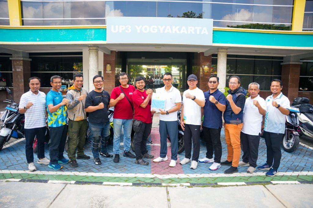 Bayangkan ALVA Owners Club melakukan perjalanan sejauh 1.170 kilometer dari Jakarta hingga Bali hanya dengan mengendarai motor listrik