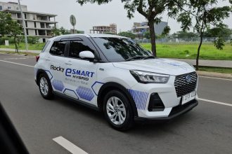 Daihatsu Rocky e-Smart Hybrid
