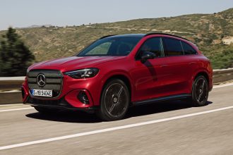 Mercedes-Benz GLC 400 4MATIC dengan EQ Technology.