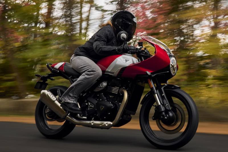 Triumph thruxton 400