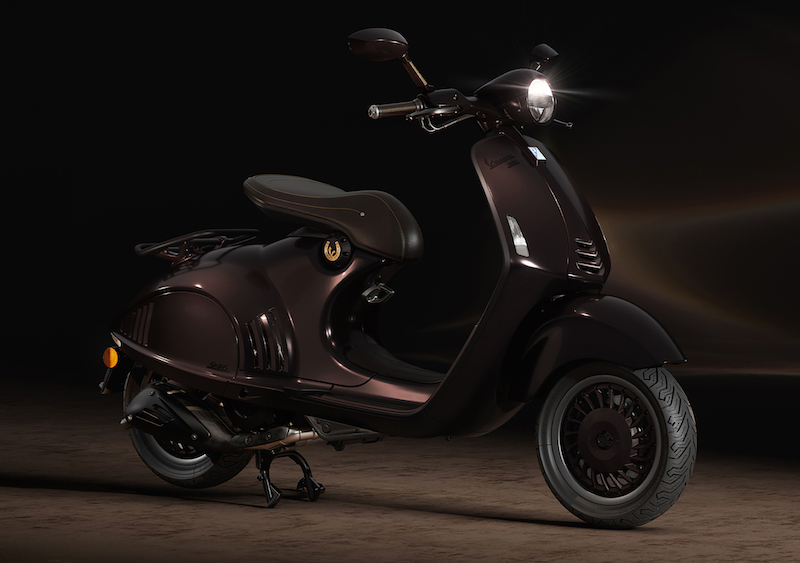 Vespa 946 Horse