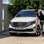 pasang charger mobil listrik di rumah, daya listrik untuk mobil listrik, biaya pasang wallbox ev, tambah daya PLN mobil listrik, tarif listrik home charging, solusi mobil listrik rumah jepret, minimal watt mobil listrik, promo PLN EV 2026