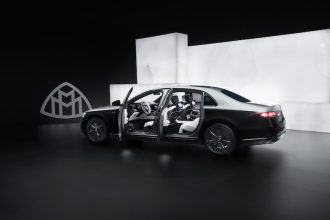 Mercedes-Maybach S-Class, MANUFAKTUR, Mobil Mewah 2026, Mercedes-Benz Indonesia, Custom Luxury Car, MB.OS