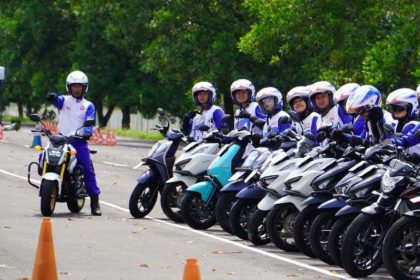 Tips lulus ujian SIM C, soal ujian teori SIM A terbaru, cara daftar SIM online, ujian praktik SIM C angka 8, tips ujian praktik SIM A