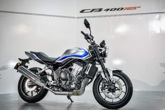 Honda CB400, Super Four, E-Clutch, Motor Baru 2026, Moge Honda, Spesifikasi Honda CB400, Honda CB400 Super Four E-Clutch