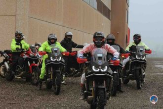 perawatan motor, cuaca ekstrem, cara cegah karat motor, oli motor cuaca panas, kelistrikan motor banjir, tips otomotif