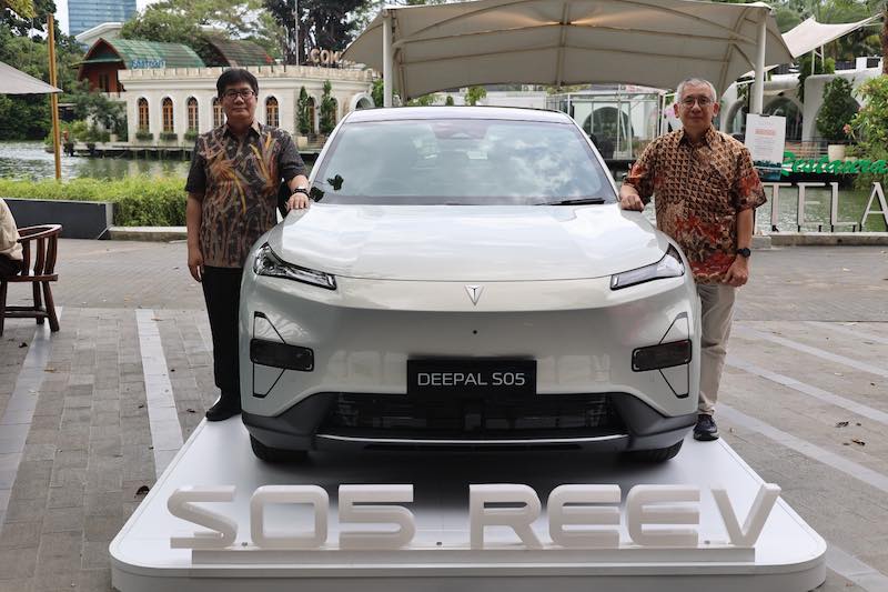 Deepal S05 REEV, Changan Indonesia, Indomobil Group, mobil REEV Indonesia, SUV listrik 2026, spesifikasi Deepal S05