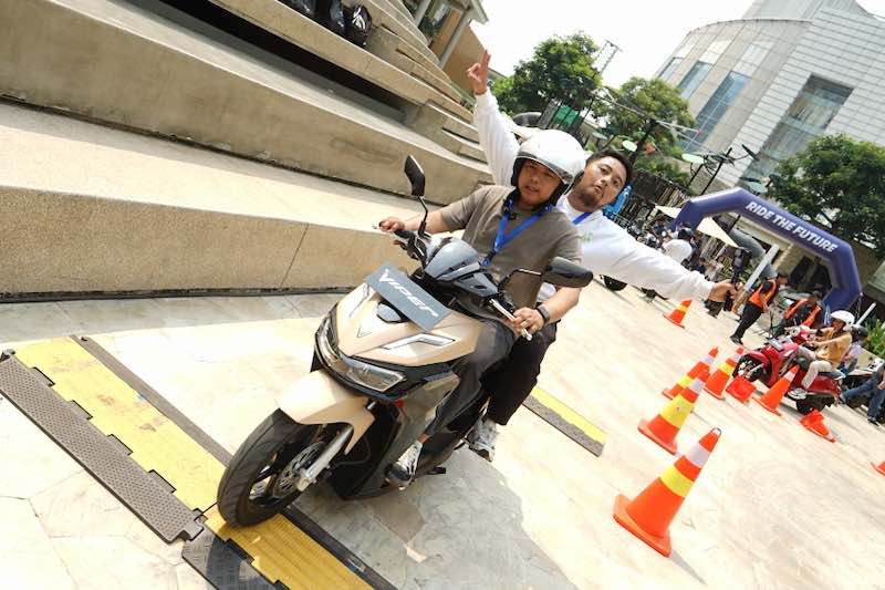 test ride vinfast viper, motor listrik vinfast, vinfast viper indonesia, harga vinfast viper, spesifikasi vinfast viper, baterai swap vinfast