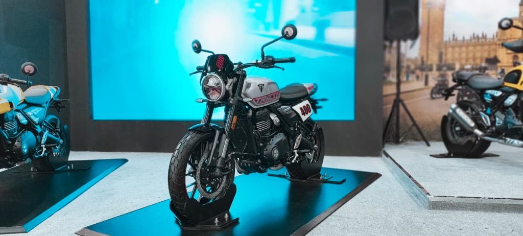 Triumph Tracker 400. Foto: Bridgeout-Dimas Prassetyo