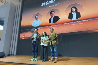 Mazda Indonesia bersama Kompas Lestari dan 4GoodThings dalam sesi talk show di booth Mazda pada GAIKINDO Indonesia International Auto Show (GIIAS) 2026. Foto: Bridgeout - Dimas Prassetyo