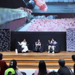sesi talk show bersama circular fashion designer, Adrie Basuki. Foto: Mazda